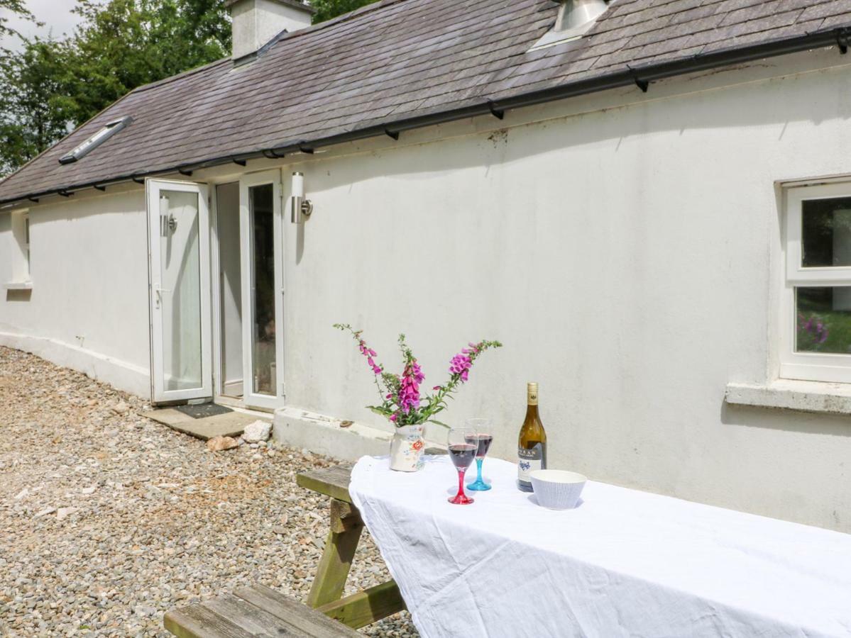 The Old White Cottage Shillelagh Exterior foto